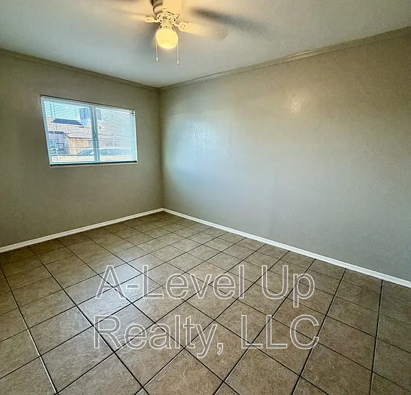 2705 S Monterey Vis — Photo 12