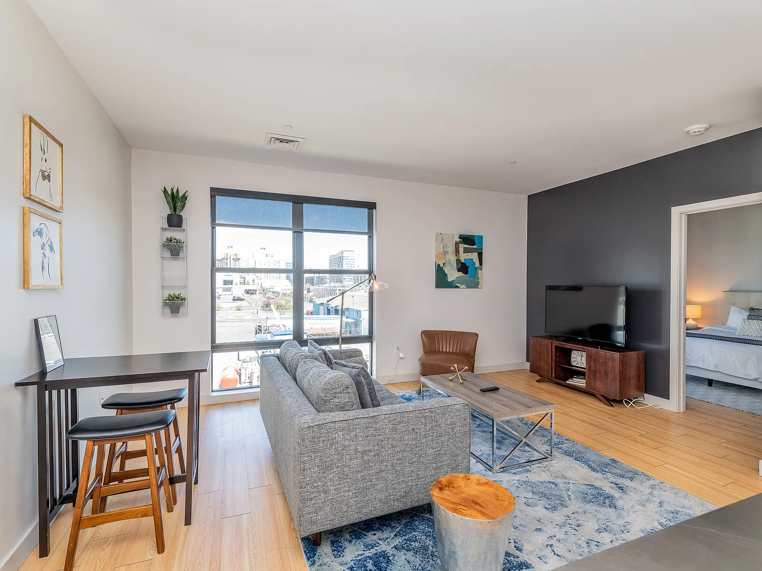 West Square Apartments — Photo 4