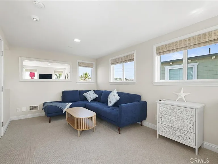 3306 Highland Ave — Photo 38
