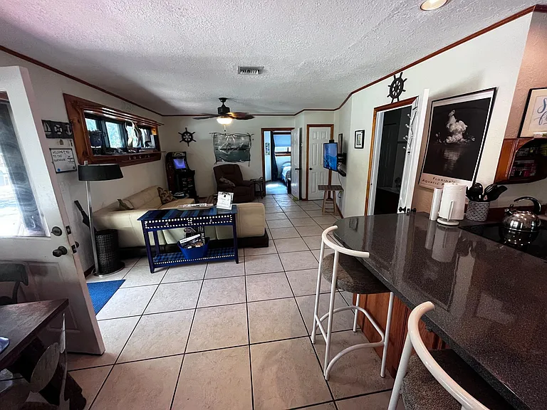 3405 SW 44th St — Photo 7