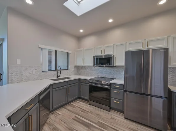 8101 N Tucson National Pl Unit 18, Tucson, AZ 85741