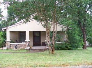 225 21st St SW, Hickory, NC 28602