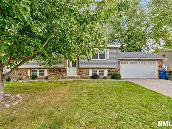 3rd image of 3801 Fernwood Ct