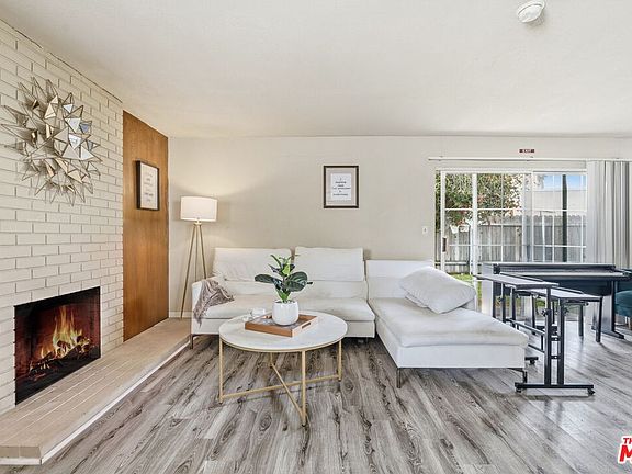 3rd image of 4242 Lavinia Ave