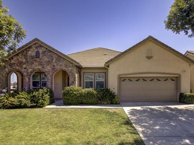 2688 Vartikian Ave, Clovis, CA, 93611