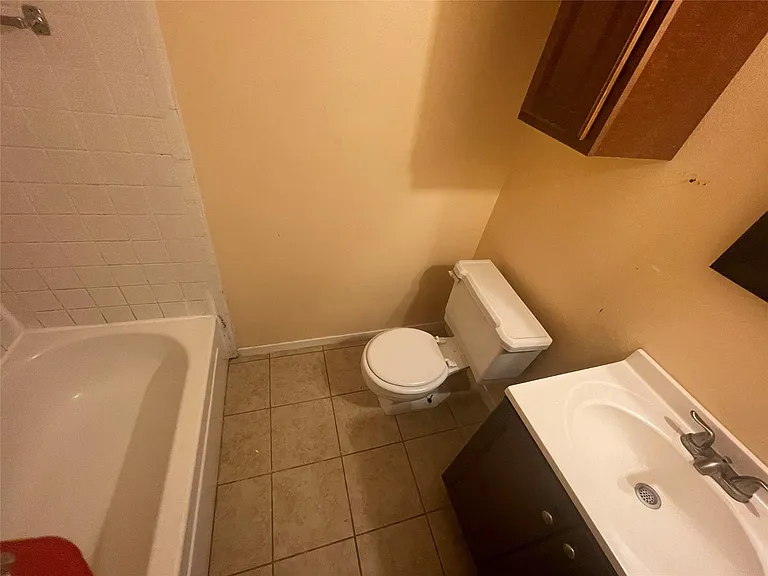 10751 Corona Ln — Photo 9