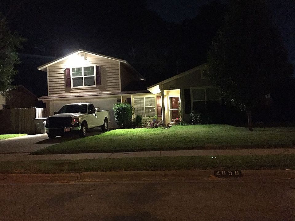2nd image of 2050 Western Park Dr