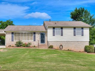 688 Crestlyn Dr, North Augusta, SC 29841