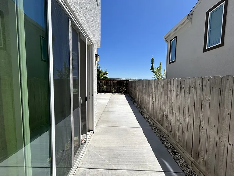 3308 Sunny Gate Ln — Photo 9