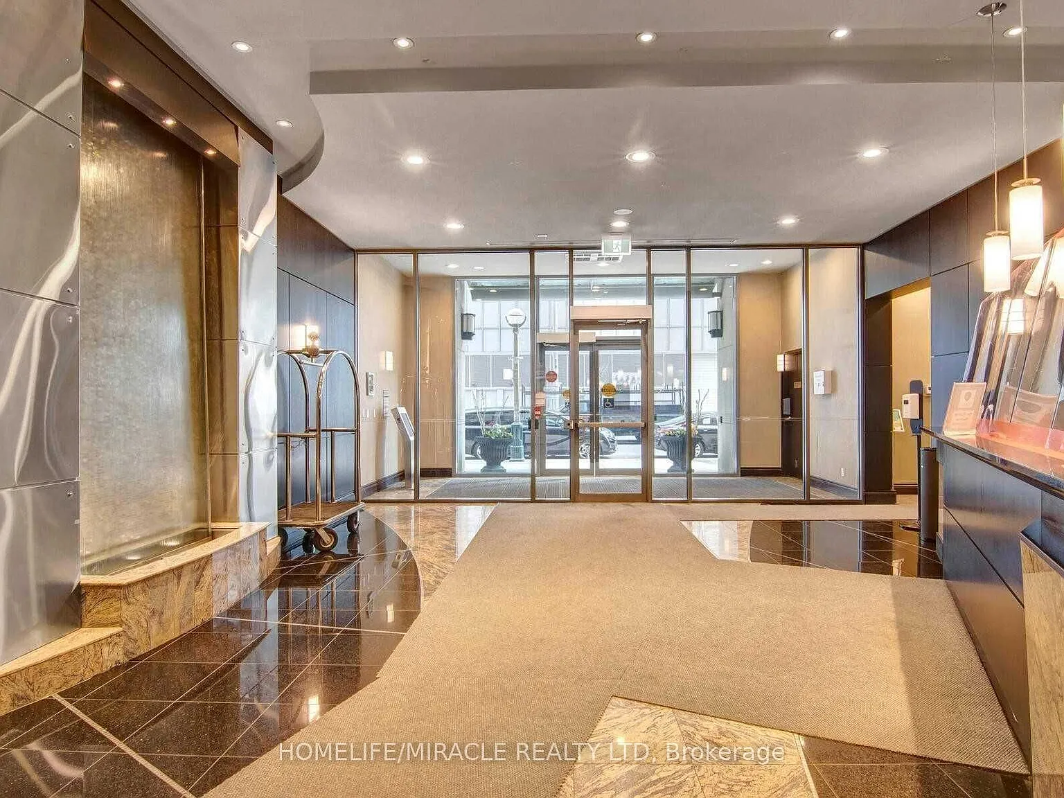 2 bed, $3,200 — Photo 3