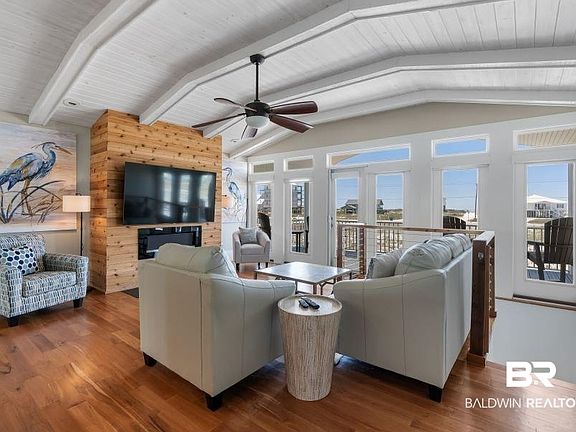 4th image of 2400 W Beach Blvd