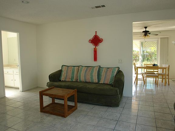 4th image of 32963 Perret Blvd