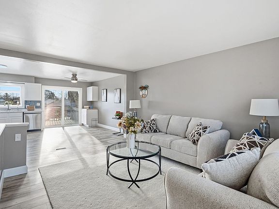 5th image of 368 33rd Avenue Ct