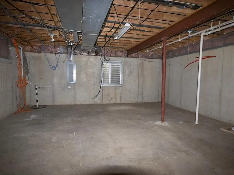 531 Primrose Ln — Photo 21