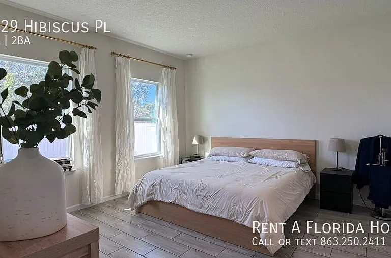 2129 Hibiscus Pl — Photo 12