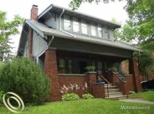 210 W Maplehurst St, Ferndale, MI 48220