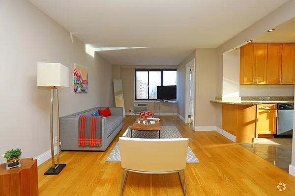 Rented by PWV Acquisitions | media 29