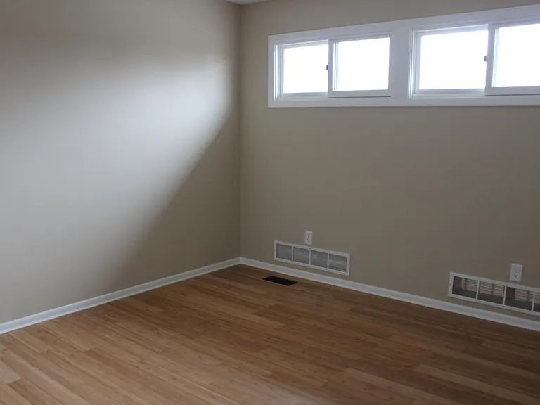7690 Old Foxe Ct — Photo 12