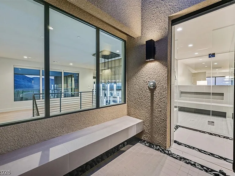 807 Magnum Cliff Ct — Photo 49