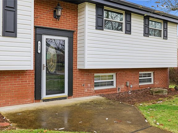 3rd image of 713 Flint Rd