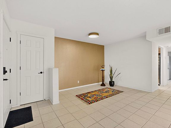 4th image of 601 W San Mateo Rd APT 76