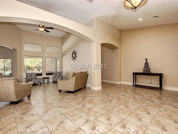 5th image of 8358 Christinas Cove Ave