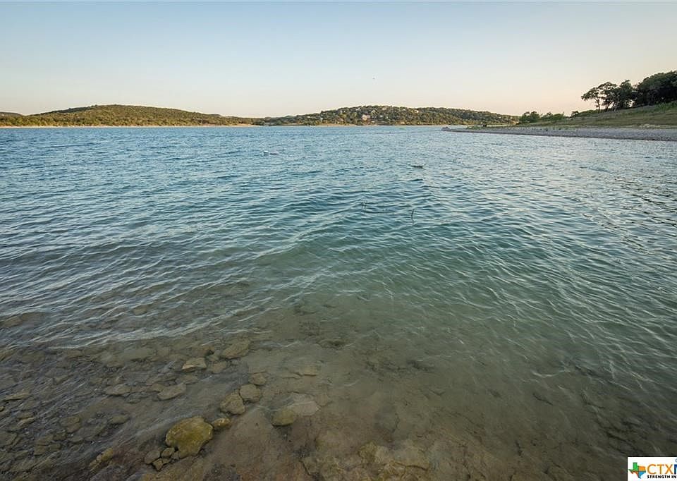 1st image of 1064 Lakebreeze Dr