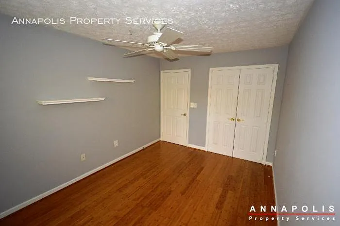 631 Admiral Dr — Photo 12