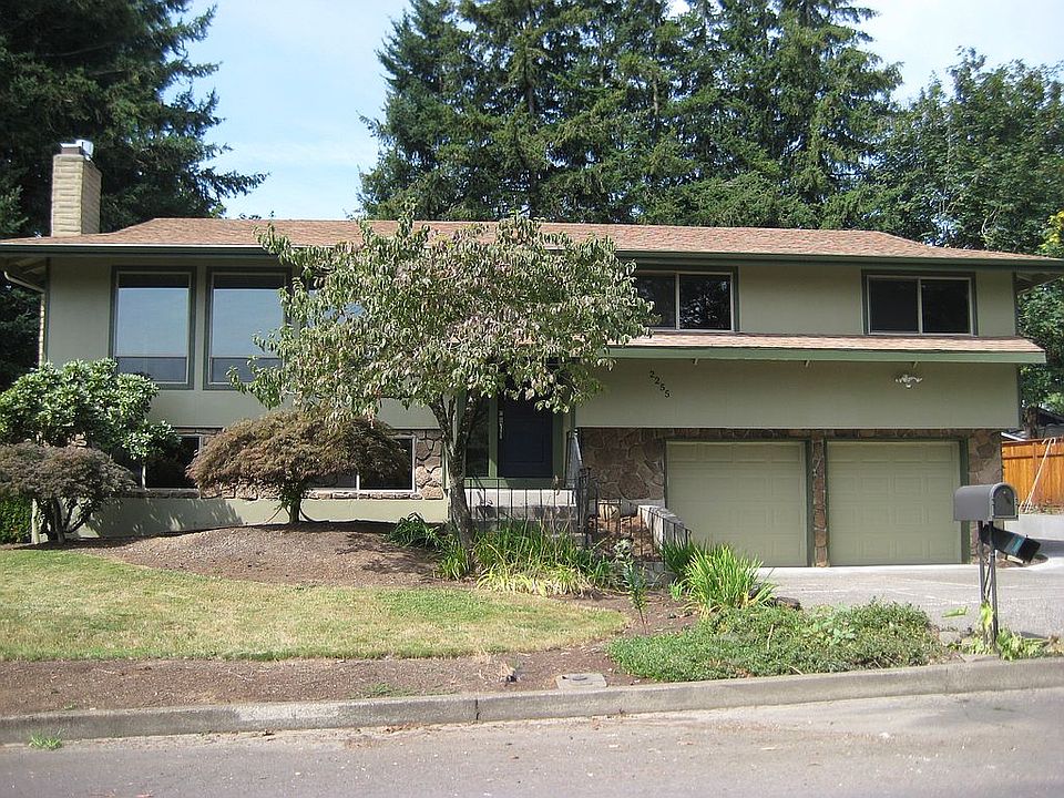Front of home faces east.