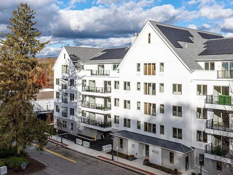 Wilton Center Lofts — Photo 45