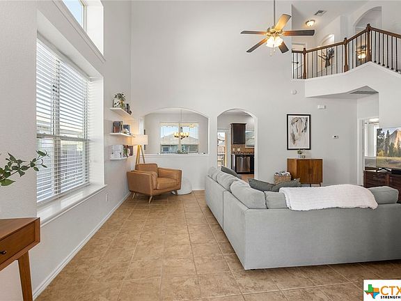 5th image of 1403 Emerald Gate Dr