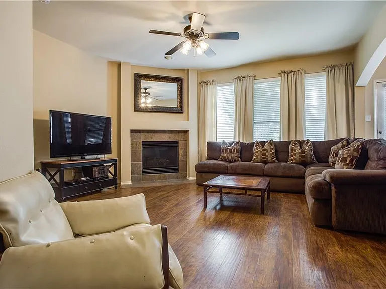 2808 Cypress Point Dr — Photo 15
