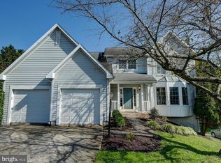 6 Sapphire Hill Ct, Baltimore, MD 21209