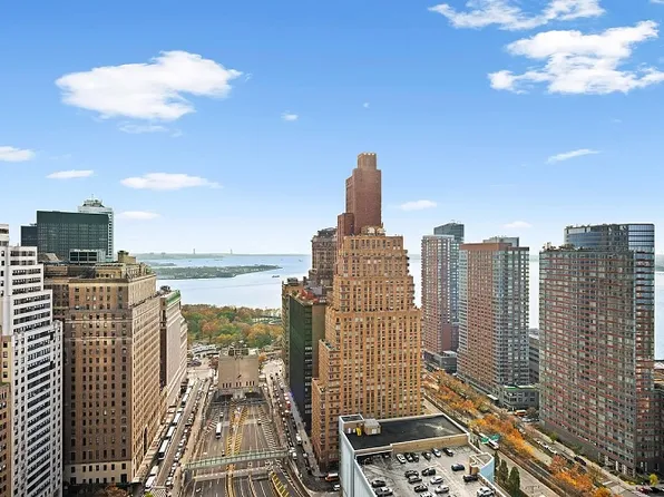 88 Greenwich Street image 1 of 8