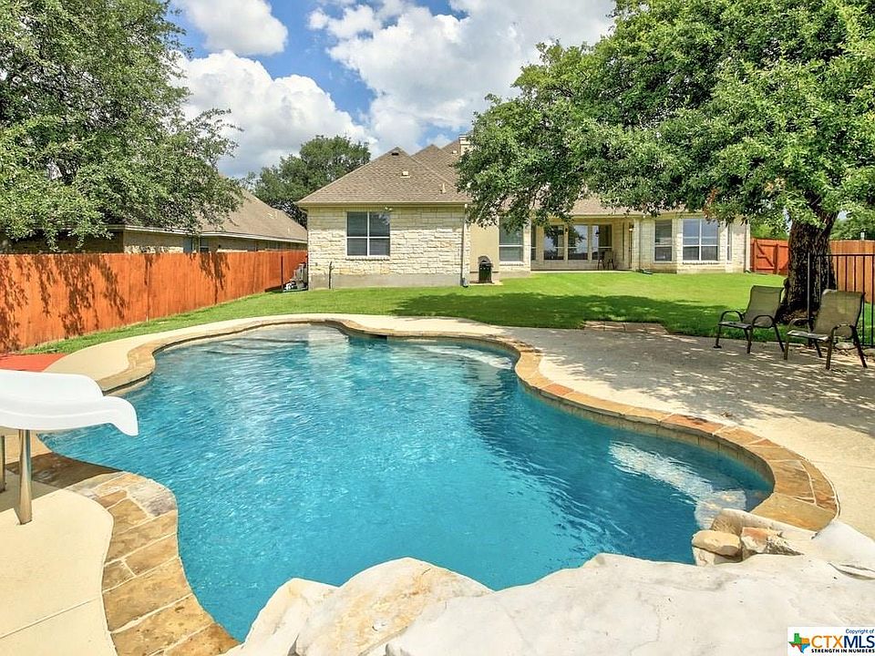1st image of 1005 Hidden Glen Dr