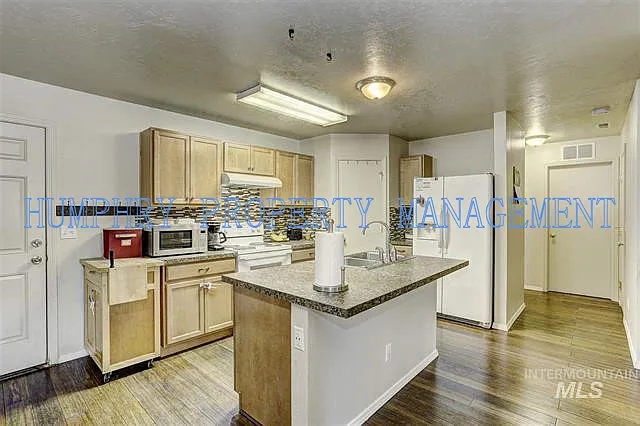 9963 W Tilmont St — Photo 9