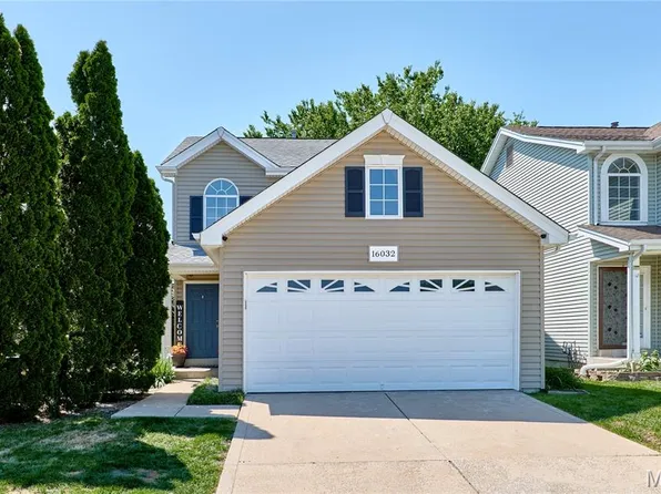 16032 Sandalwood Creek Dr, Glencoe, MO 63038