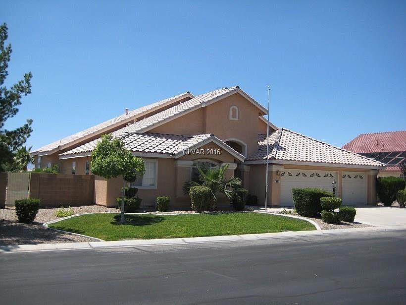 1st image of 265 Hidden Highlands Dr