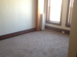 109 W Jackson St APT 27, Morris, IL 60450