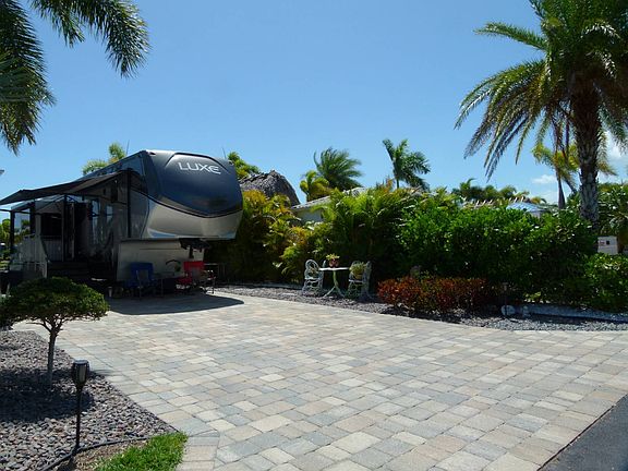 5th image of 526 SW 40th Cv Lot 57
