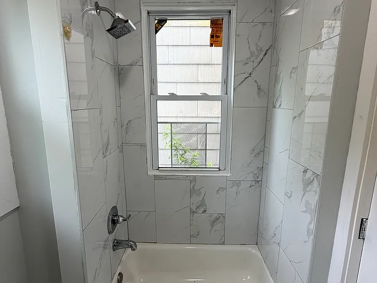 139 Poplar St — Photo 3