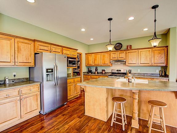 3rd image of 4127 E Redford Dr