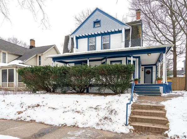 620 Hawthorne St NE, Grand Rapids, MI 49503