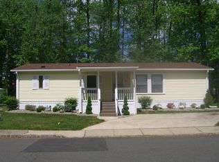28 Keats Road, North Brunswick, NJ 08902