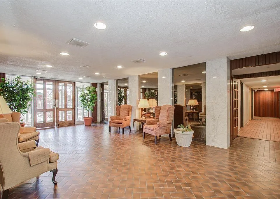 7520 Hornwood Dr