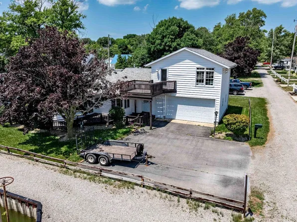 2128 S Bayview Dr, Lakeside Marblehead, OH 43440