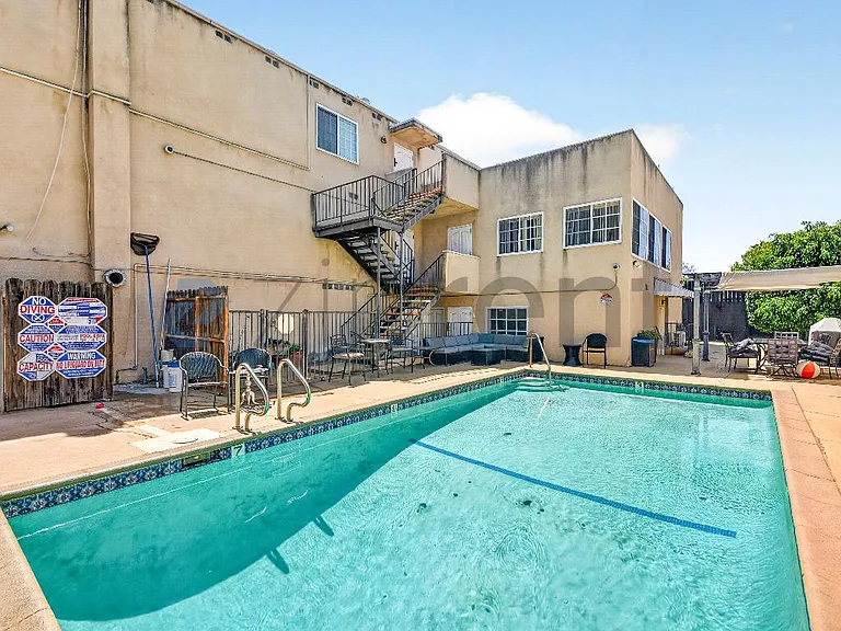 14335 Huston St #C — Photo 17