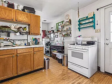 2 bed, 831 sqft, $1,479 — Photo 2