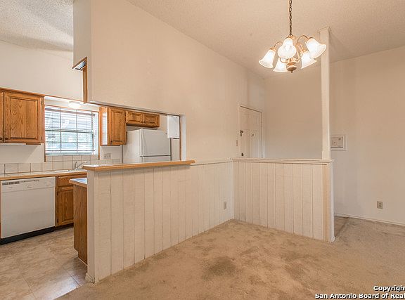 2nd image of 12446 Starcrest Dr