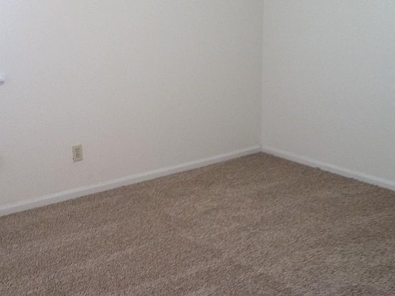 3rd image of 435 N Bluegrass Dr APT 8